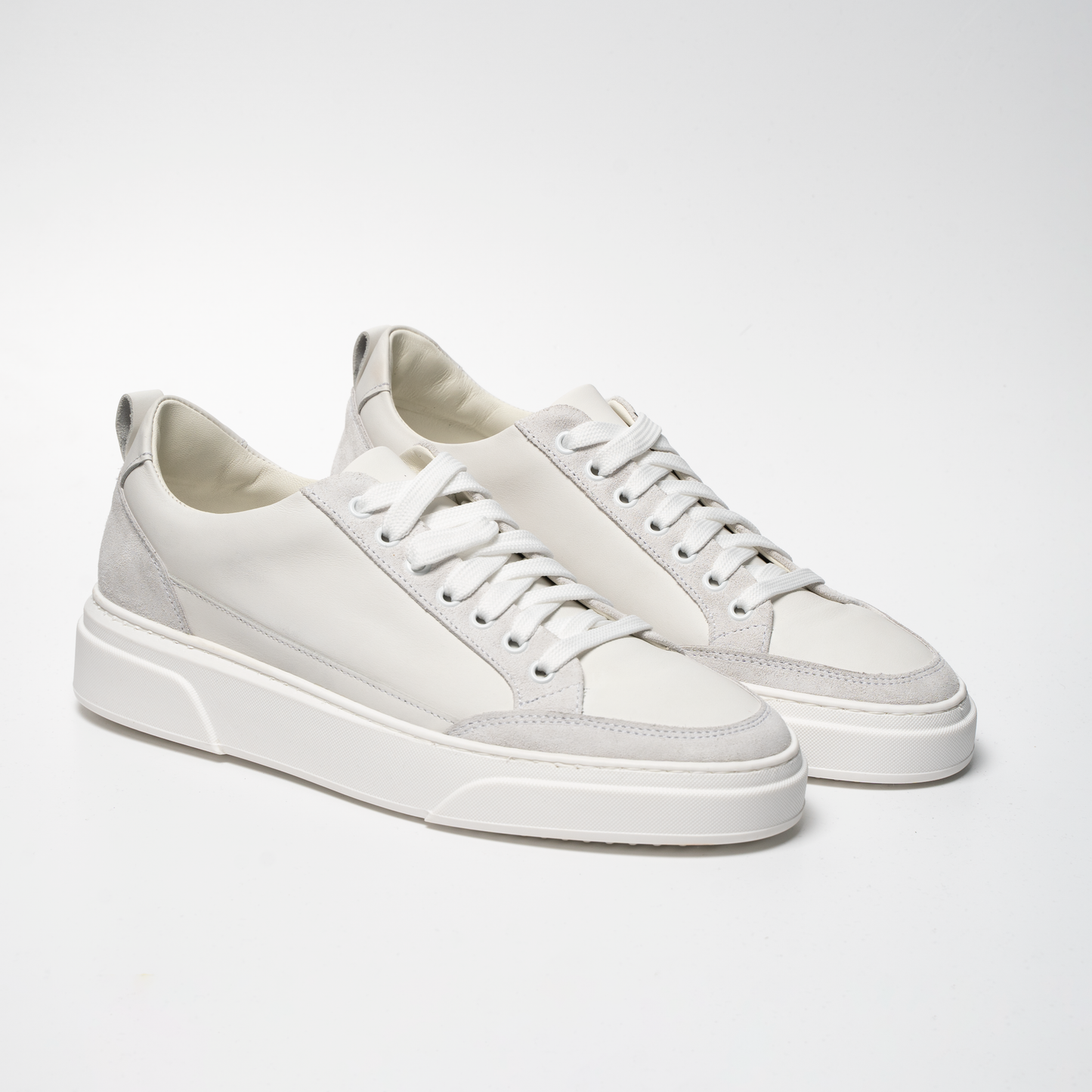 SNEAKERS SCREN